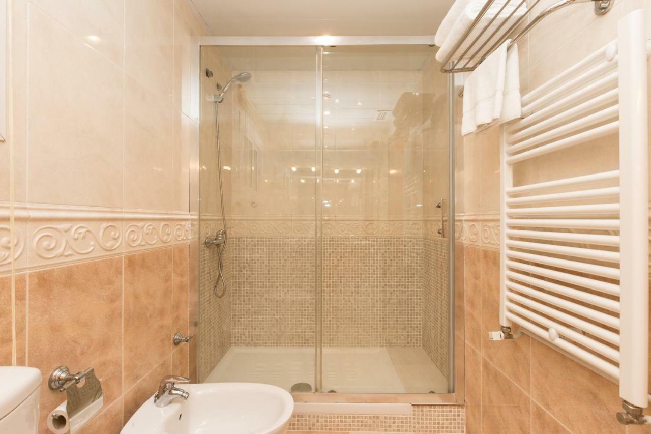 Vila Casa Samara Castelldefels Exteriér fotografie